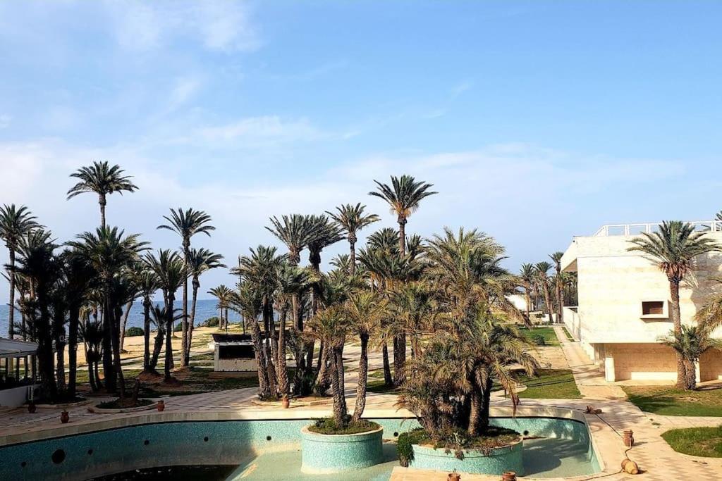 Appartement En Bord De Mer Monastir Buitenkant foto